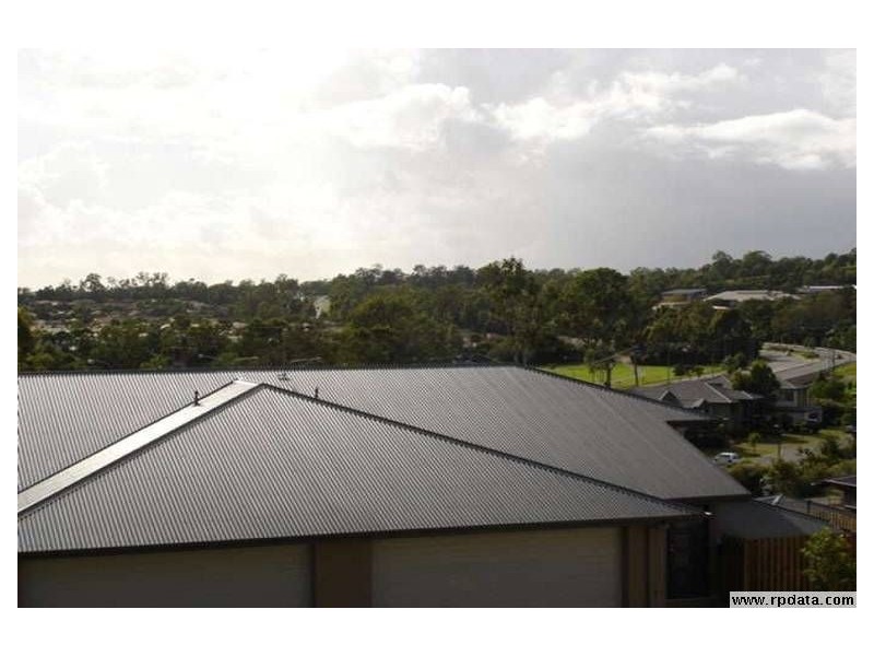 8/5 Faculty Court, Mudgeeraba QLD 4213