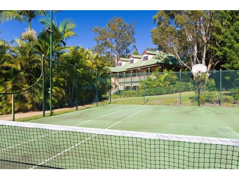 4 Alkira Way, Worongary QLD 4213