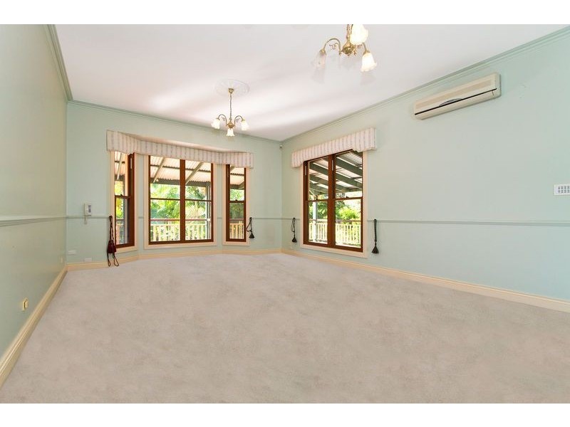 4 Alkira Way, Worongary QLD 4213