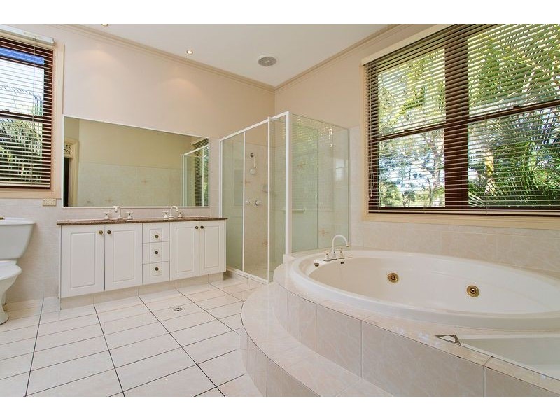 4 Alkira Way, Worongary QLD 4213