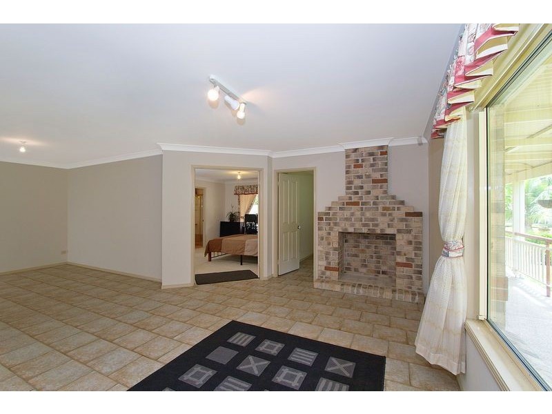 33 Whiteash Road, Bonogin QLD 4213