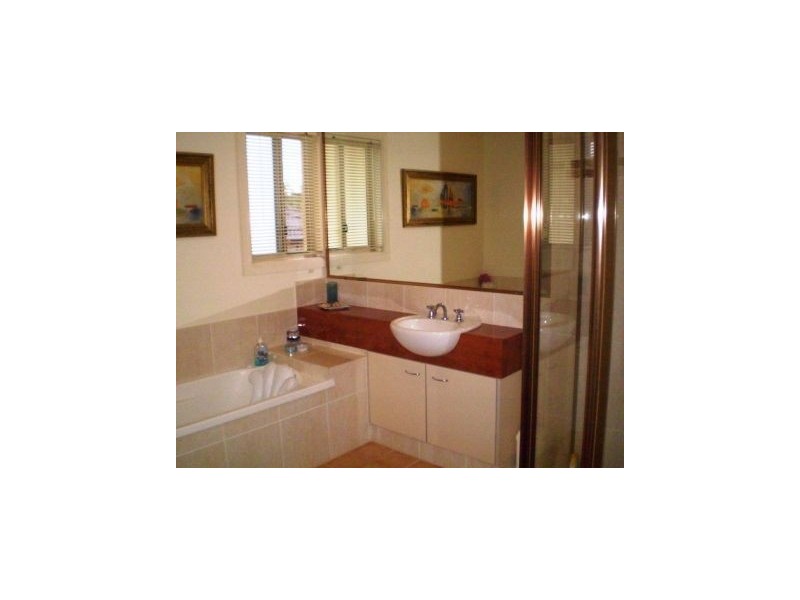 22 Nikau Crescent, Nerang QLD 4211