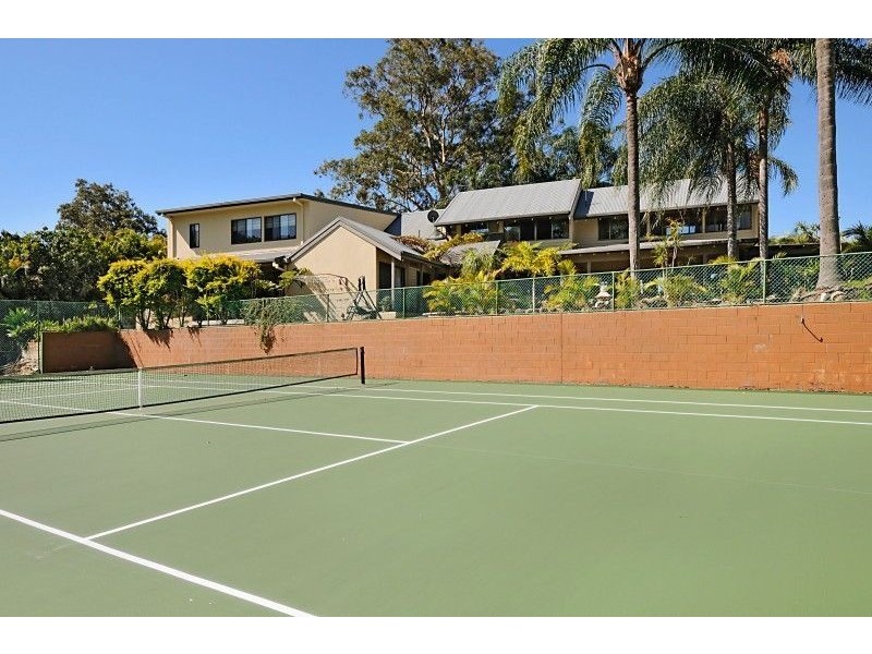6 Duke Court, Tallai QLD 4213