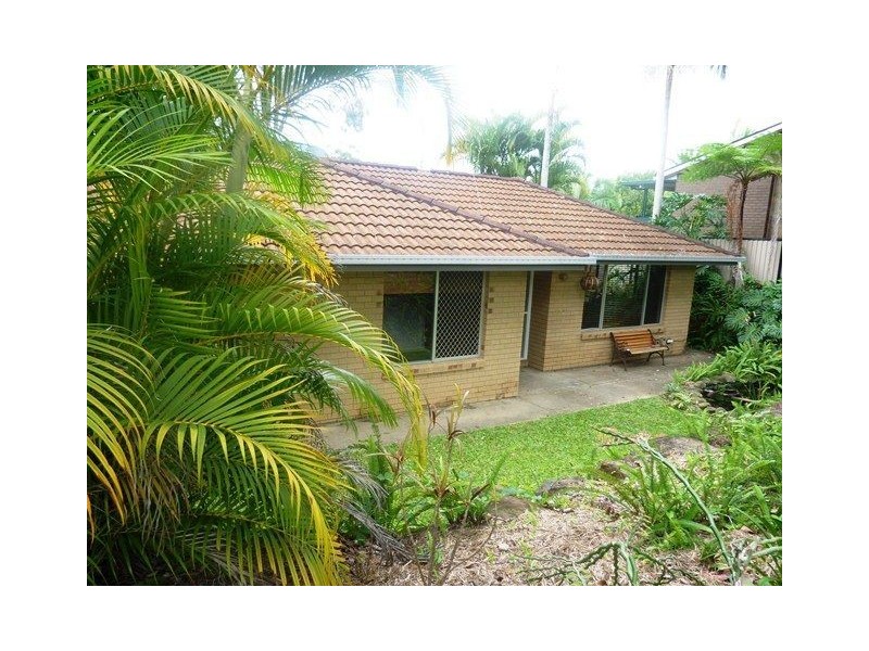 4 Tomanbil Terrace, Ashmore QLD 4214