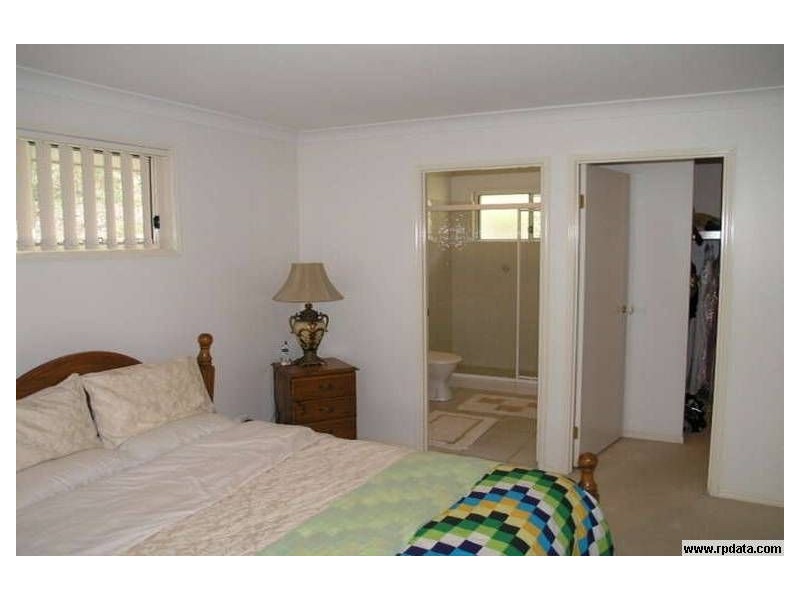 2 Roxby Court, Mudgeeraba QLD 4213