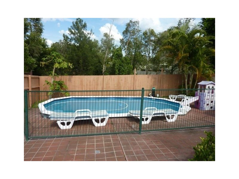 1/8 Ripoll Court, Reedy Creek QLD 4227