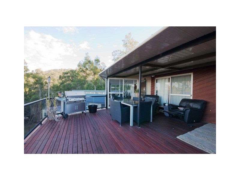 24 Glenrowan Drive, Tallai QLD 4213