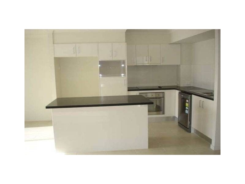 13/5 Faculty Court, Mudgeeraba QLD 4213