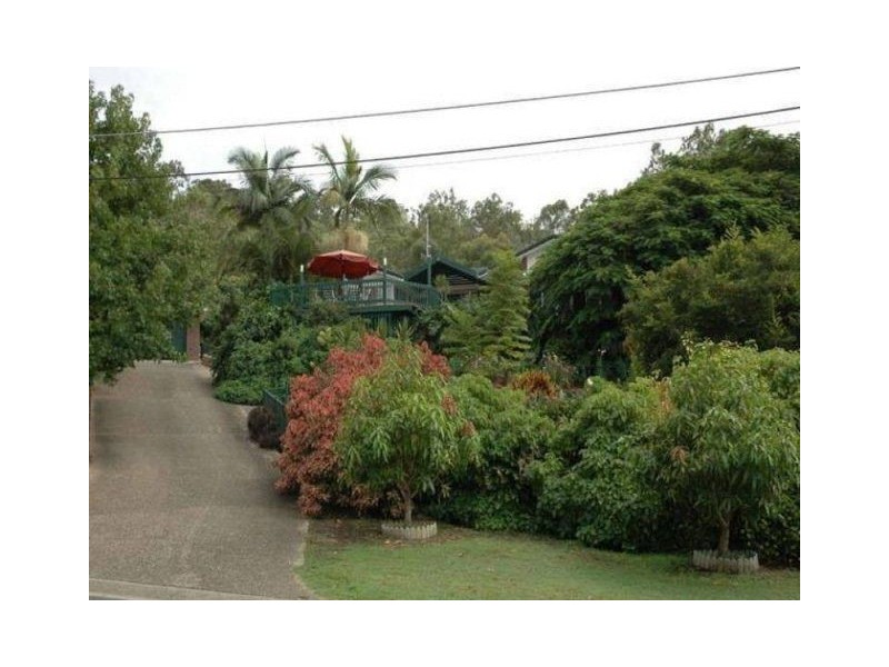 31 Uplands Drive, Tallai QLD 4213