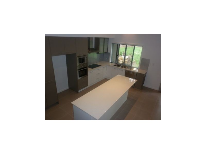 1 Jackaroo Crescent, Gilston QLD 4211