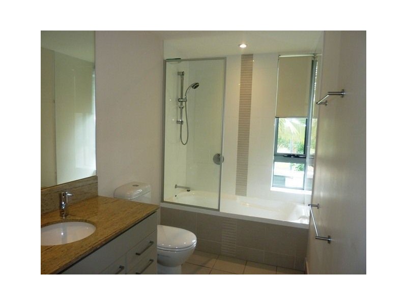 205/50 Riverwalk Ave, Robina QLD 4226