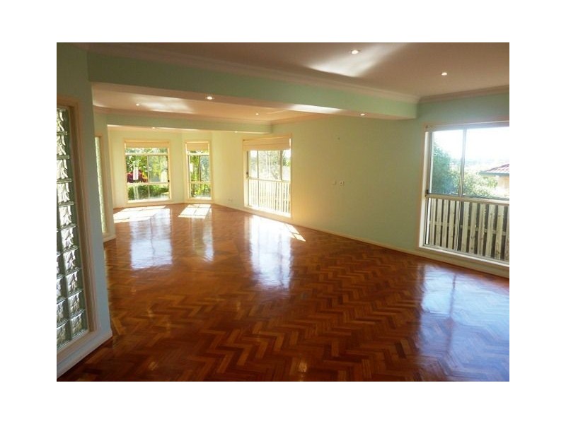 42 Langport Parade, Mudgeeraba QLD 4213