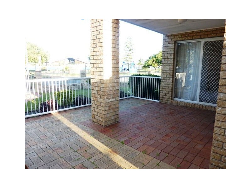 1/64 The Esplanade, Paradise Point QLD 4216