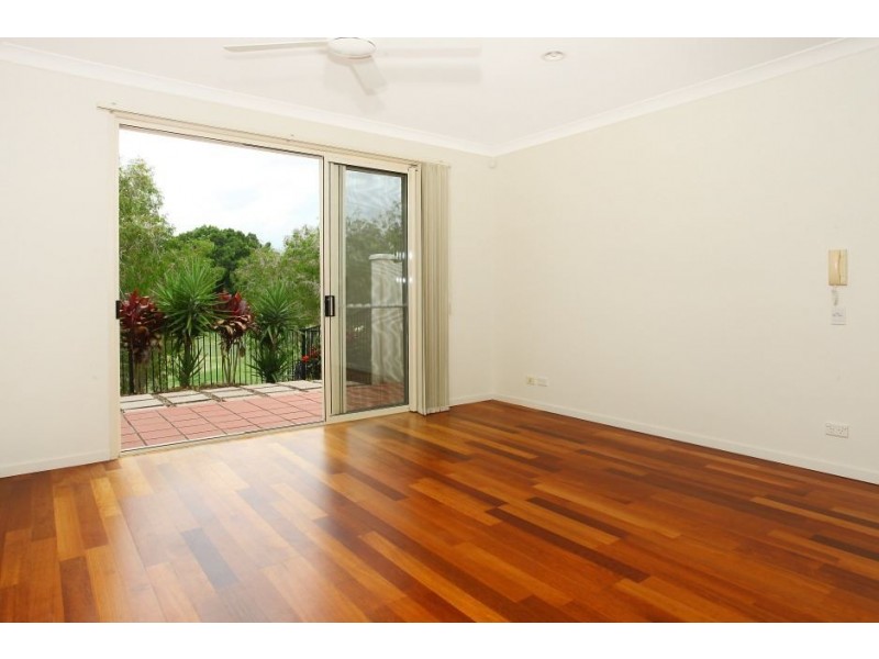 138 Easthill Drive, Robina QLD 4226