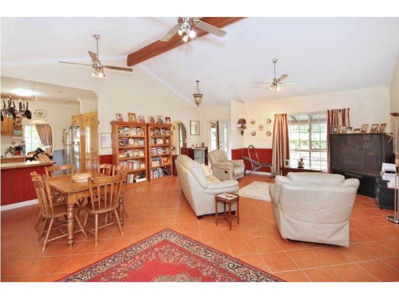 5 Hackworth Court, Worongary QLD 4213