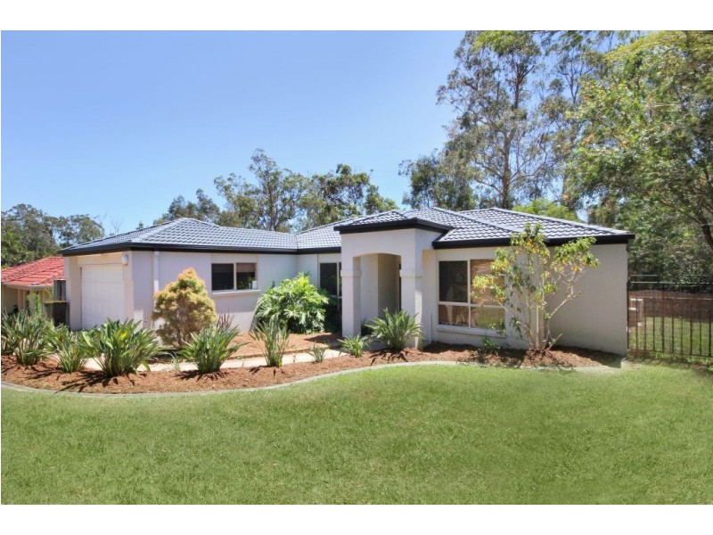 8 Whiltshire Drive, Mudgeeraba QLD 4213