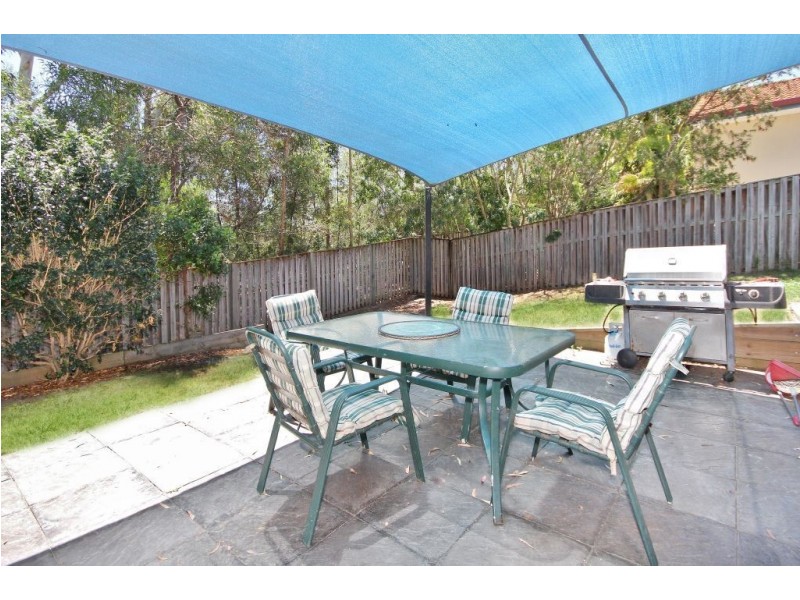 8 Whiltshire Drive, Mudgeeraba QLD 4213