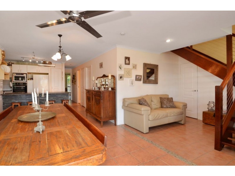 35 Quigan Terrace, Highland Park QLD 4211