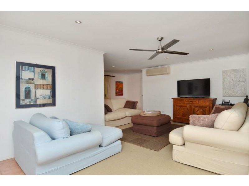 35 Quigan Terrace, Highland Park QLD 4211