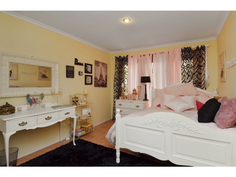 35 Quigan Terrace, Highland Park QLD 4211