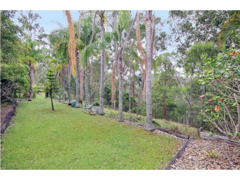 23 Sehmish Court, Bonogin QLD 4213
