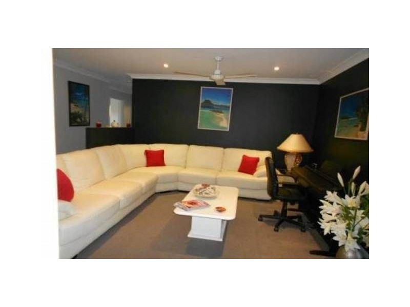 41 Merrilaine Crescent, Merrimac QLD 4226