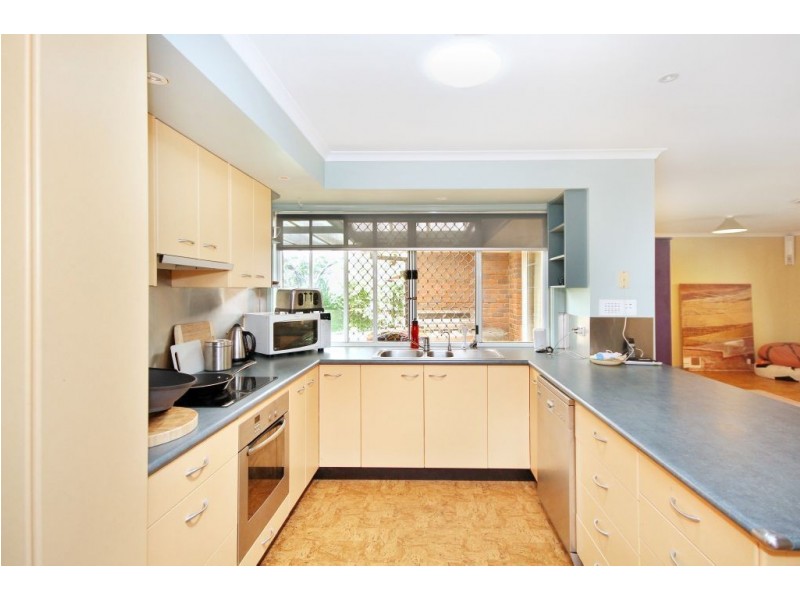 46 Veronica Drive, Tallai QLD 4213