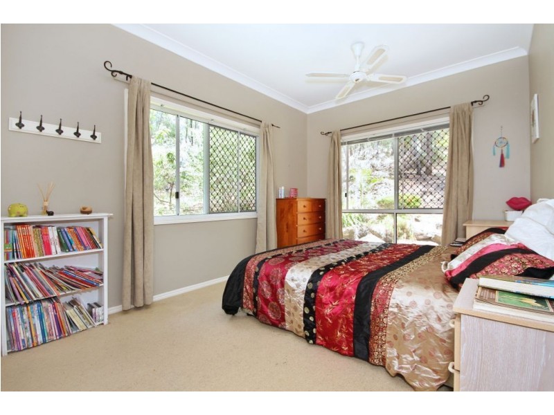 5 Glenaura Drive, Tallai QLD 4213