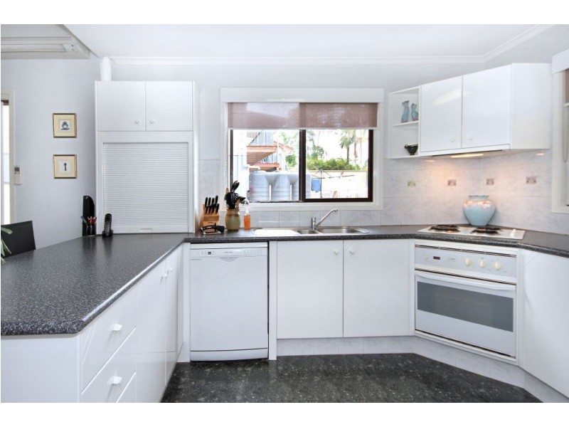 22 Regency Place, Mudgeeraba QLD 4213