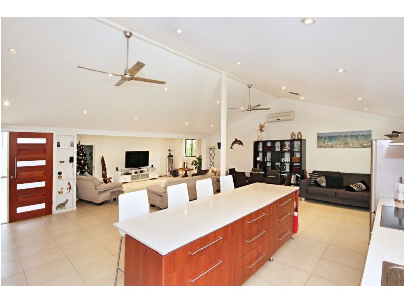 21 Gunsynd Drive, Mudgeeraba QLD 4213