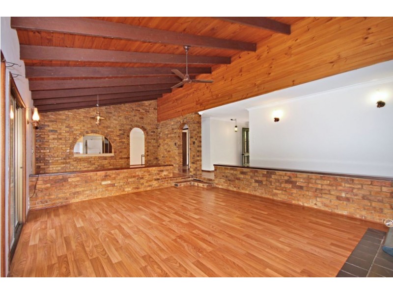 42 Berrigans Road, Mudgeeraba QLD 4213