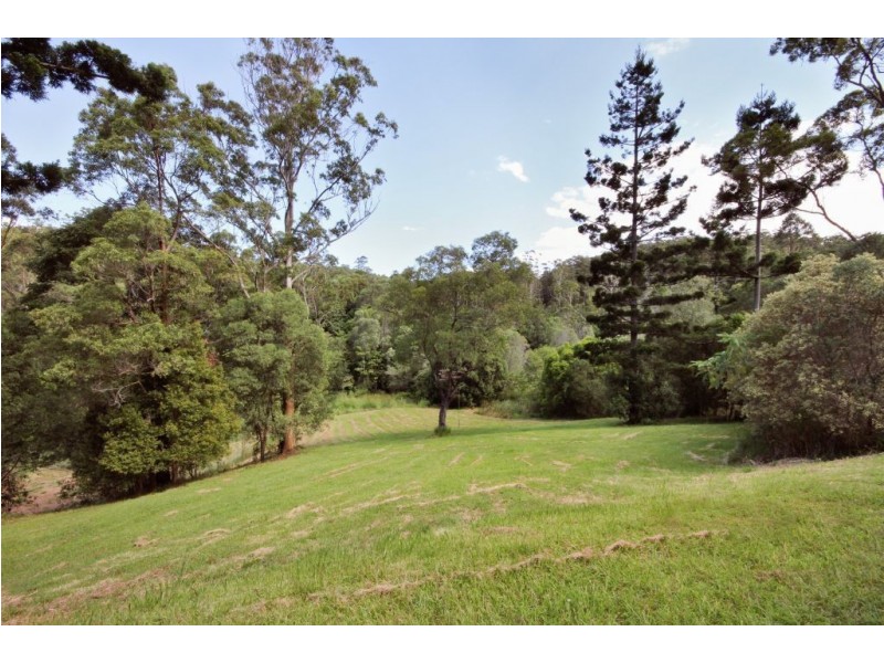 92 Waters Road, Bonogin QLD 4213