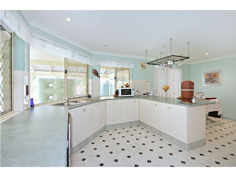 110 Gardenia Drive, Bonogin QLD 4213