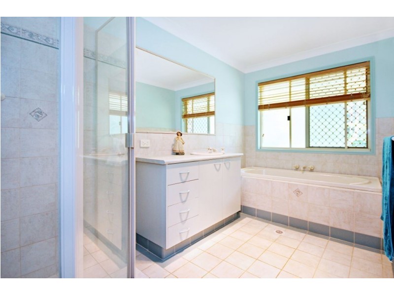 110 Gardenia Drive, Bonogin QLD 4213