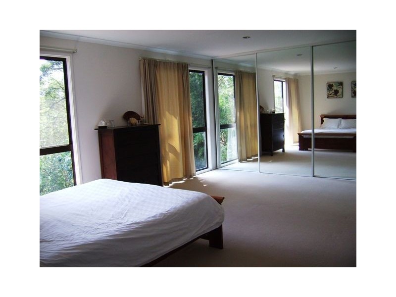 4 Summerhill Court, Mudgeeraba QLD 4213