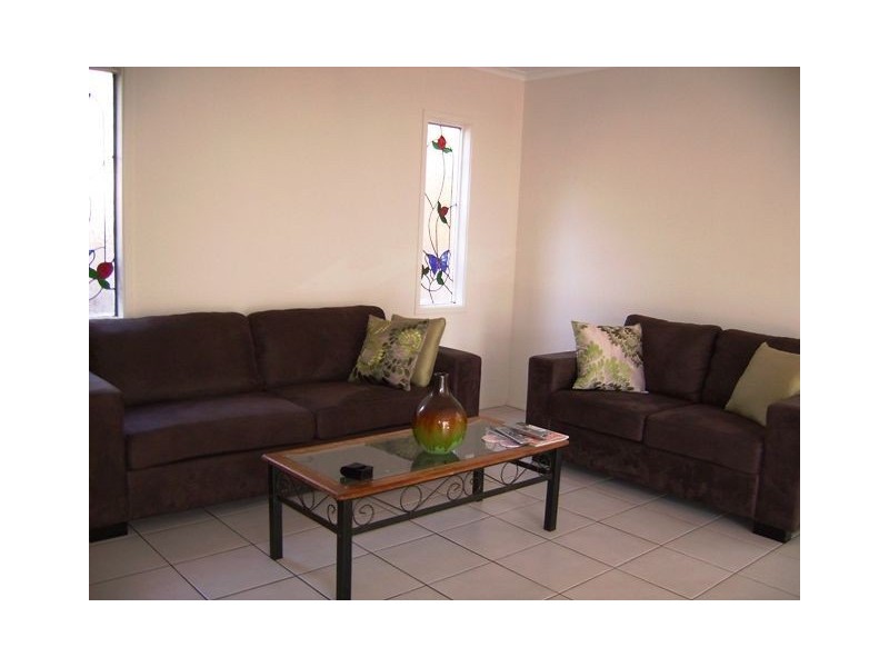 4 Summerhill Court, Mudgeeraba QLD 4213