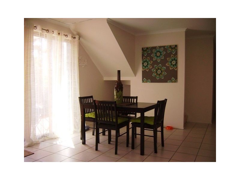 4 Summerhill Court, Mudgeeraba QLD 4213