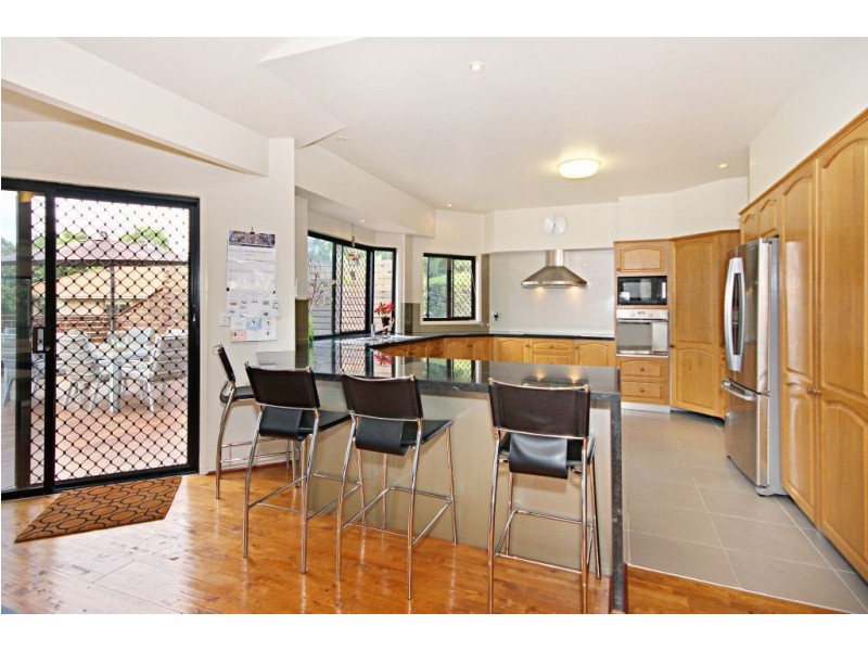 13 Broadview Place, Robina QLD 4226