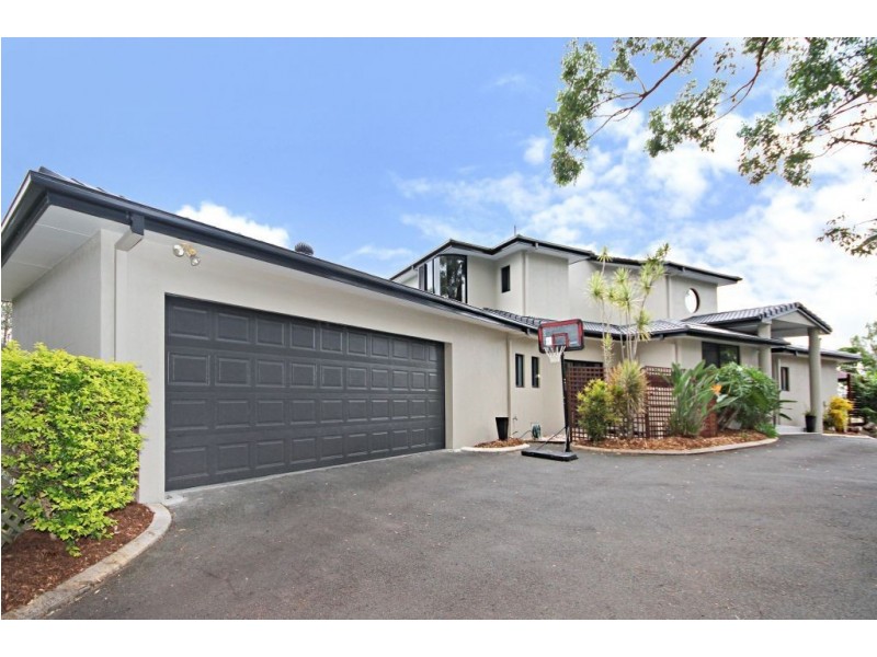 13 Broadview Place, Robina QLD 4226