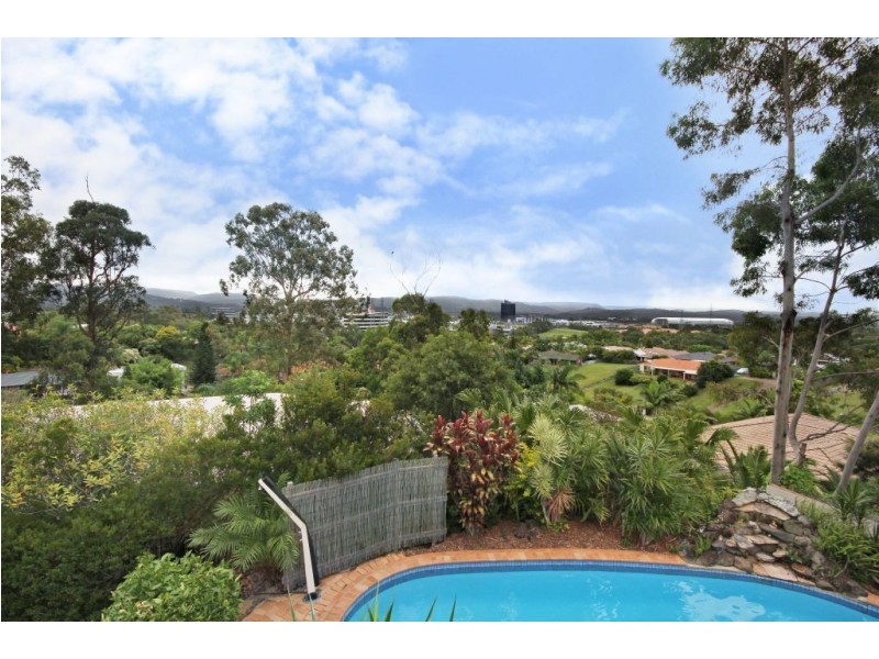 13 Broadview Place, Robina QLD 4226
