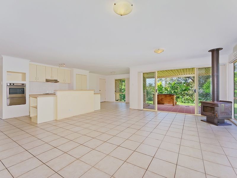 30 Nature Valley Court, Tallai QLD 4213