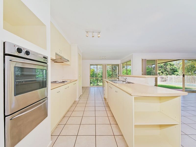 30 Nature Valley Court, Tallai QLD 4213