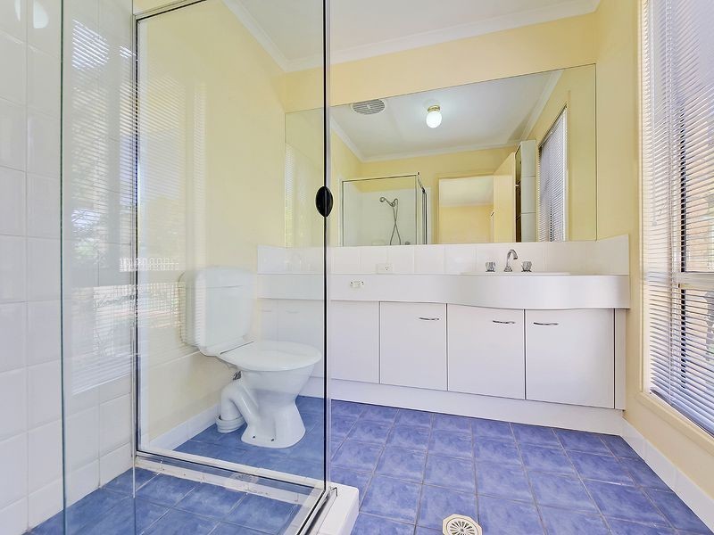 30 Nature Valley Court, Tallai QLD 4213
