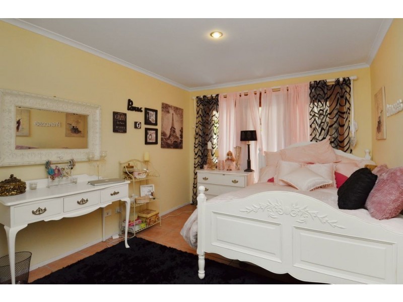 35 Quigan Terrace, Highland Park QLD 4211