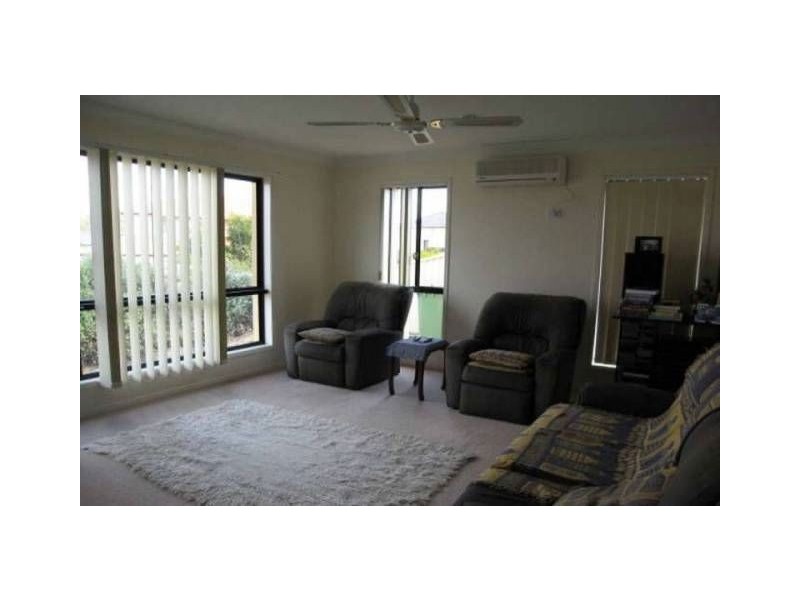 95 Christina Ryan Way, Arundel QLD 4214