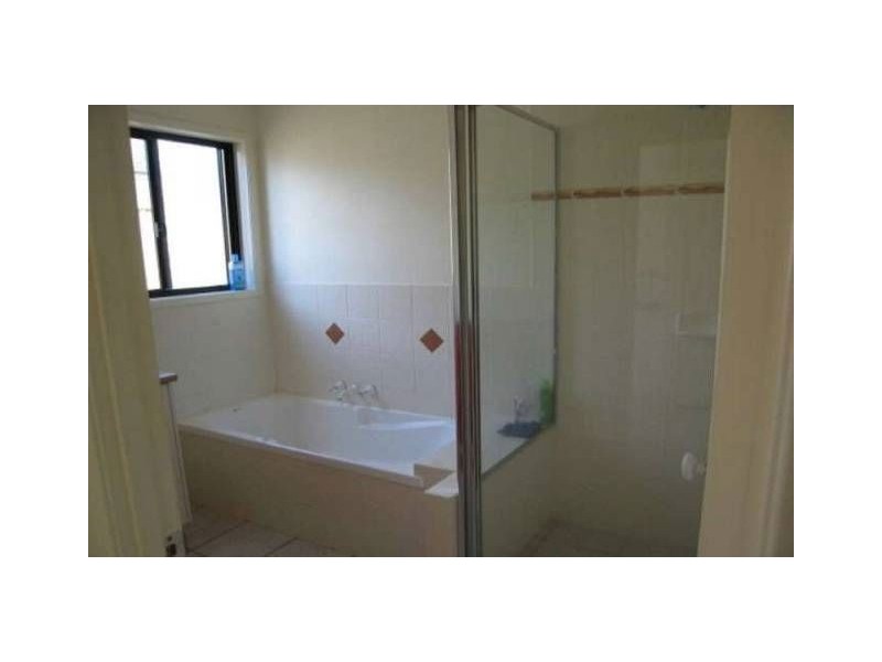 95 Christina Ryan Way, Arundel QLD 4214