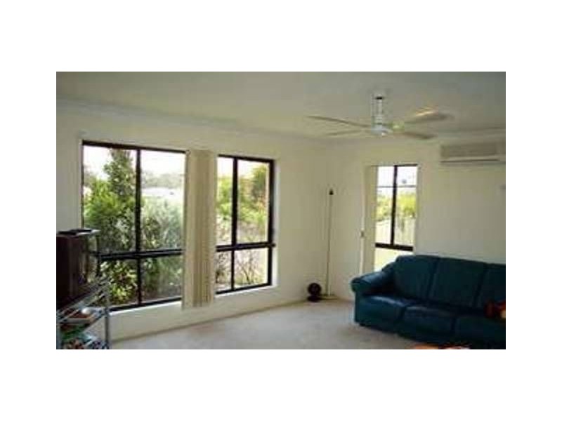 95 Christina Ryan Way, Arundel QLD 4214