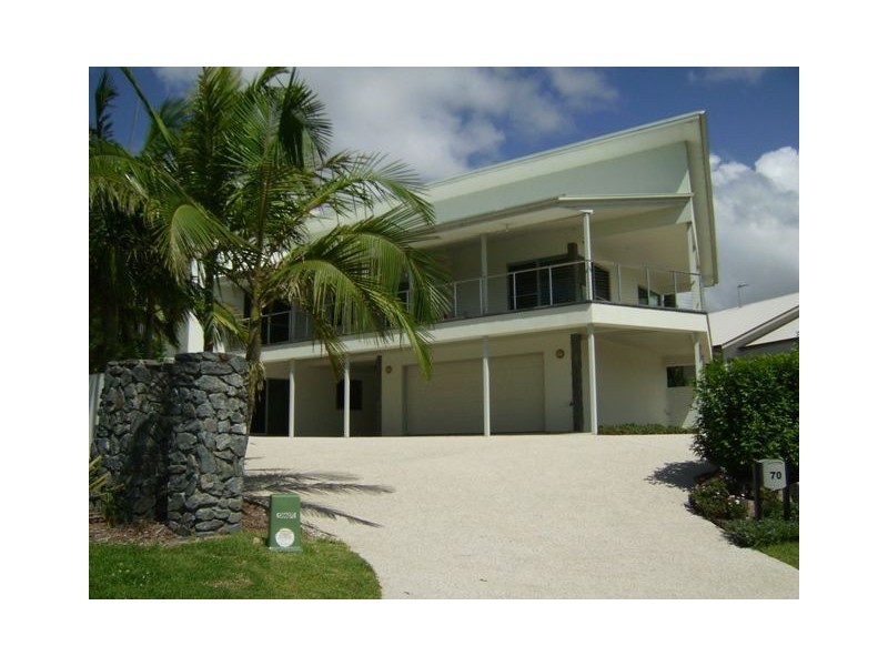 70 Clover Hill Drive, Mudgeeraba QLD 4213