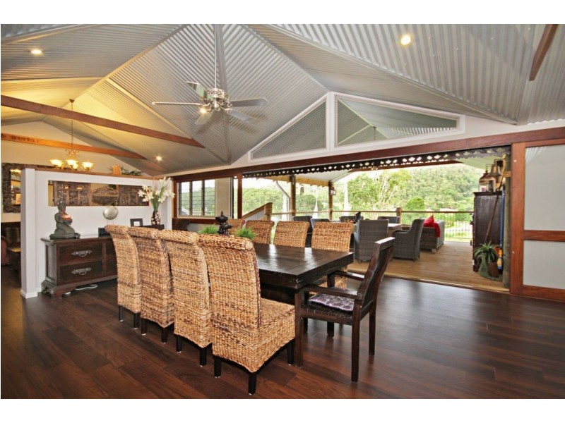 12 Friarbird Crescent, Bonogin QLD 4213