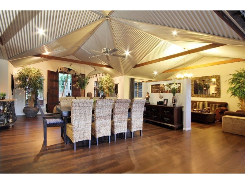 12 Friarbird Crescent, Bonogin QLD 4213